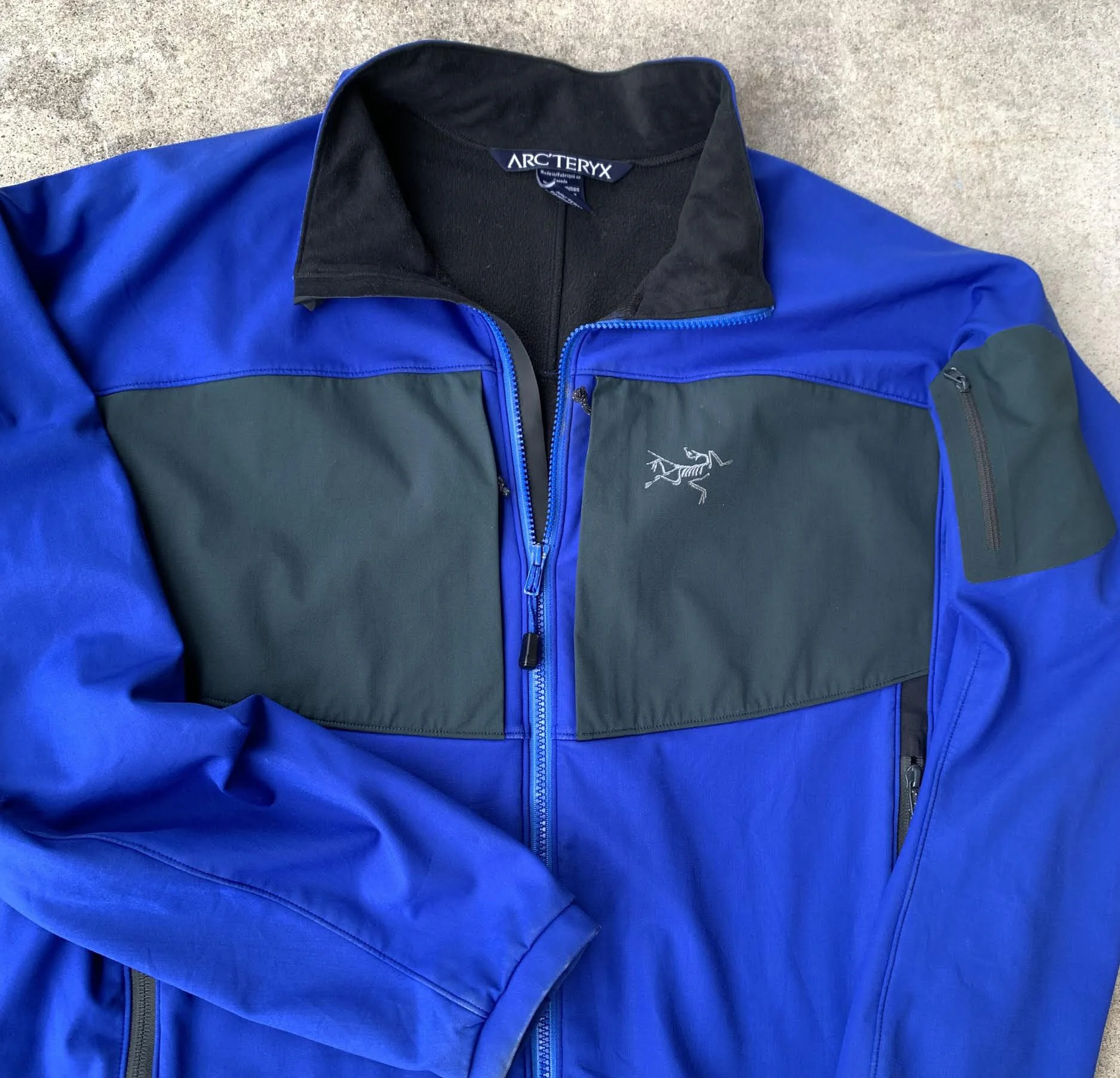 Arc'teryx Blue Full Zip Jacket (Size XL) — RootsBK